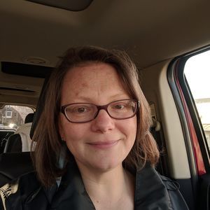 Meet your Posher, Holly